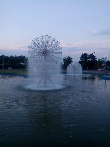 Tineretului parc, Oraselul Copiilor, 3 min. metrou